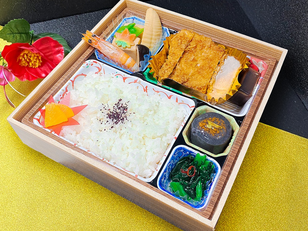 金扇 とんかつ弁当